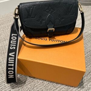 Louis Vuitton Diane Black Crossbody Bag